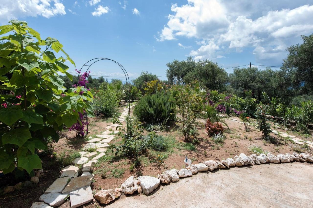 Вилла Terra Rossa By Konnect, Views To Ionian Sea Spartylas Экстерьер фото